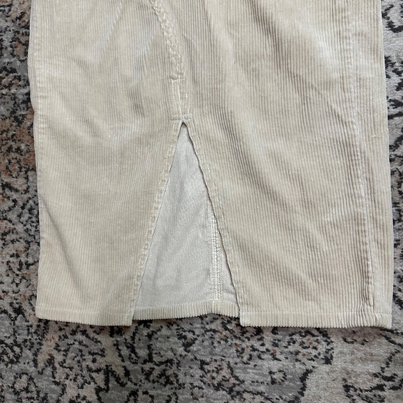 Zara Front Slip Corduroy Midi Skirt in Cream Color Size XS - Picture 5 of 8
